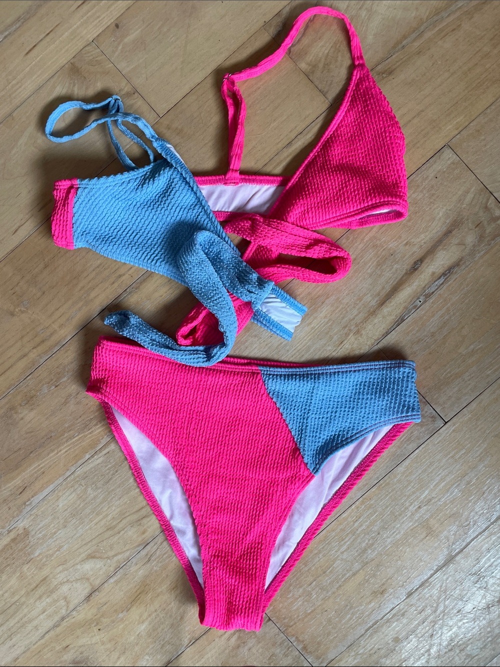 Cider Pink & Light Blue Colorblock Textured Bikini Set